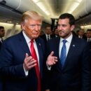 Трамп обратился к герою рейса flydubai: «Будь моим сантехником» Трамп обратился к герою рейса flydubai: «Будь моим сантехником»